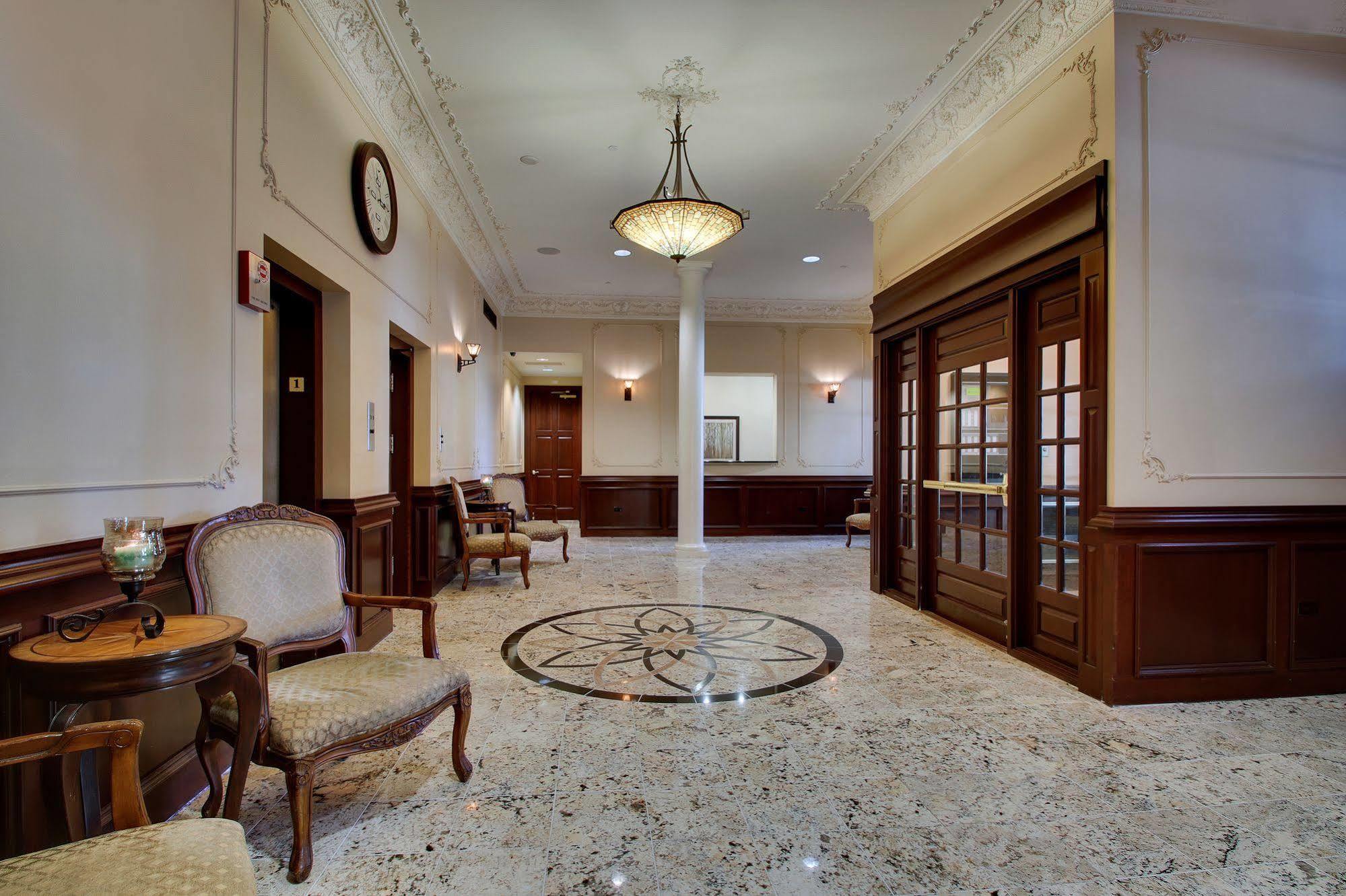 Dewitt Hotel And Suites ชิคาโก ภายนอก รูปภาพ